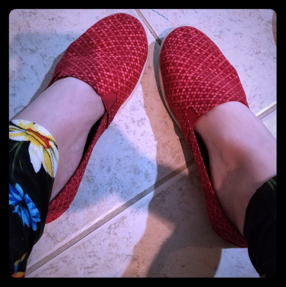 Airwalk flats